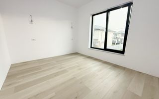 Vila individuala cu 5 camere / 3 bai / dressing / teren 343 mp - Poză 9