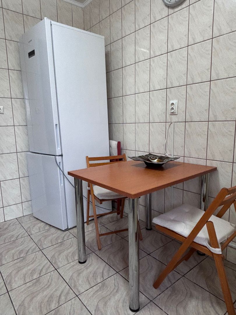 Închiriere Apartament cu 3 camere Dristor/Baba Novac, 6 min metrou - Poză 8