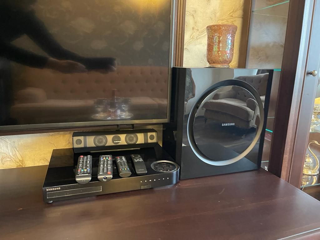 Proprietate specială cu 3 camere în Bucuresti - Poză 8