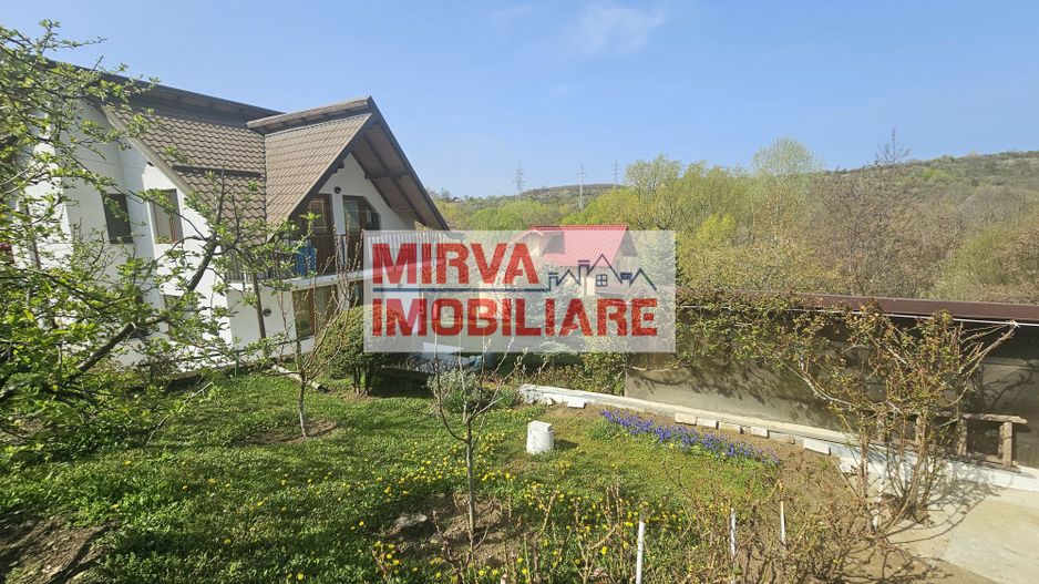 🏡 VILĂ ELEGANTĂ CU PRIVELIȘTE DEOSEBITĂ – VALENII DE MUNTE - Poză 8