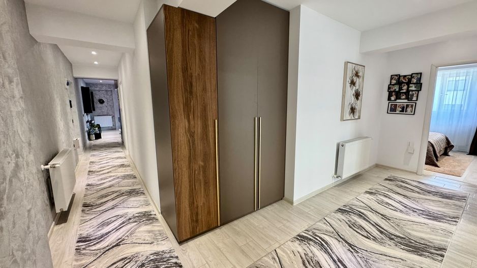 Apartament premium cu 4,5 camere  | 3 locuri de parcare subterane | Tractorul - Poză 15