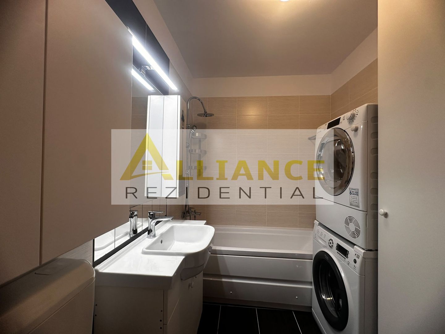 APARTAMENT 2 CAMERE RENOVAT COMPLET - Poză 19