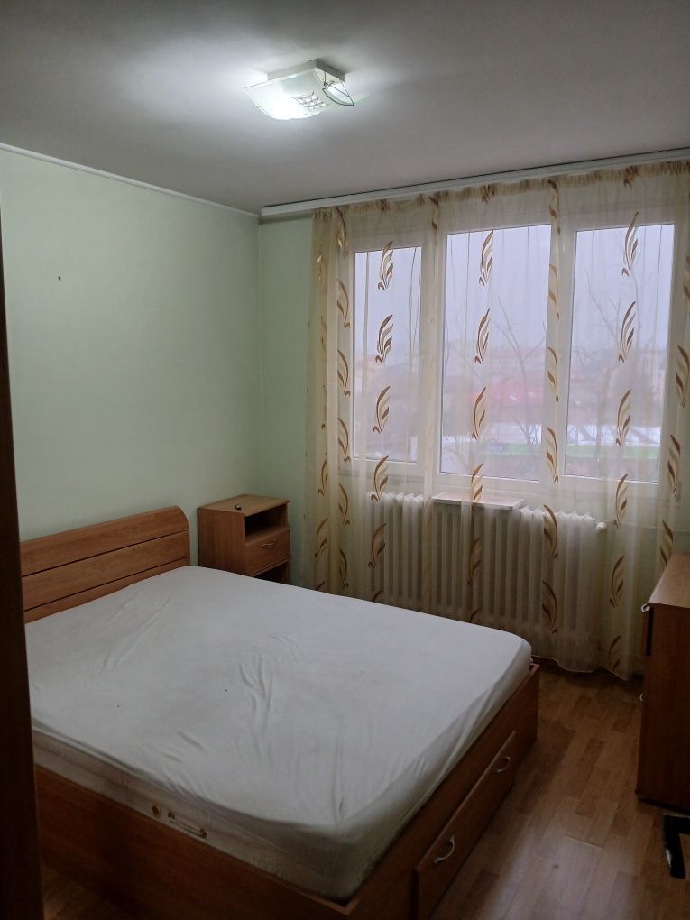Apartament 2 camere de inchiriat, mobilat, parcare inclusa, Drumul Taberei - Poză 2