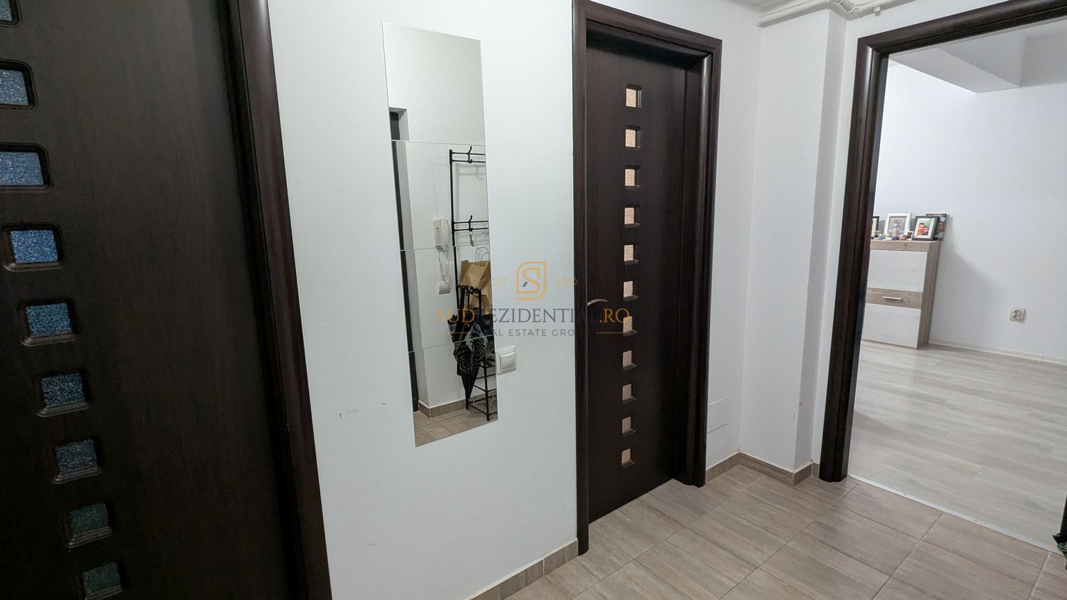 Apartament 2 camere, decomandat, Biruintei, Metrou Berceni, Pasarela - Poză 2