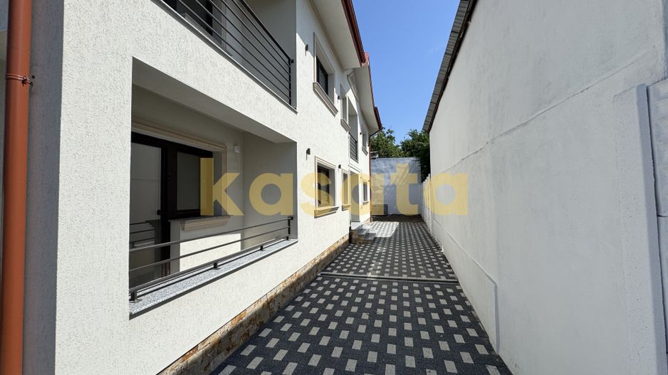 Casă individuală la curte - 1 km de metrou si Parc Bazilescu - Poză 2