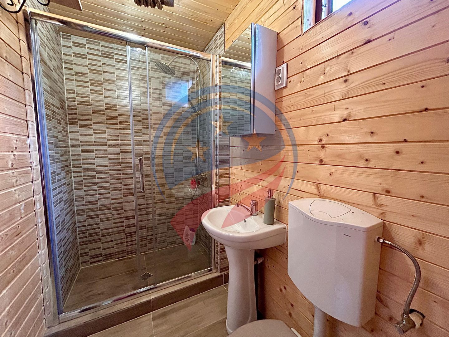 Pensiune in Dubova de vanzare - Poză 3