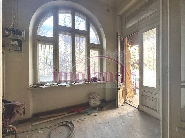 Vanzare teren 460mp cu imobil arhitectura neoromaneasca - Victoriei- Capitale - Poză 11