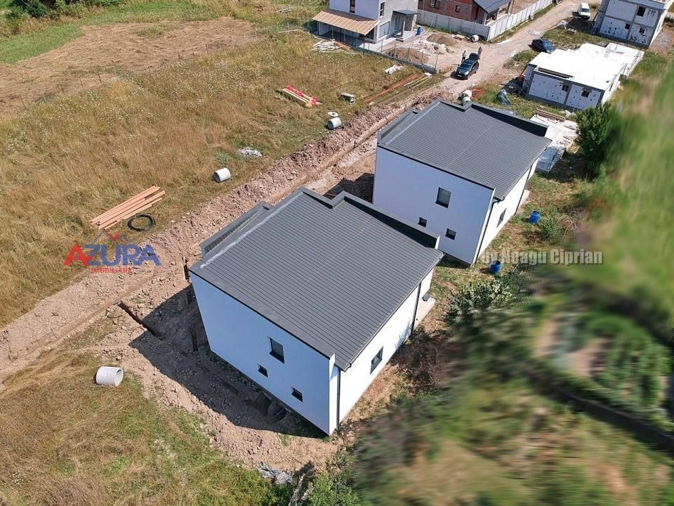 Case Noi Smeura Pitesti - Poză 14