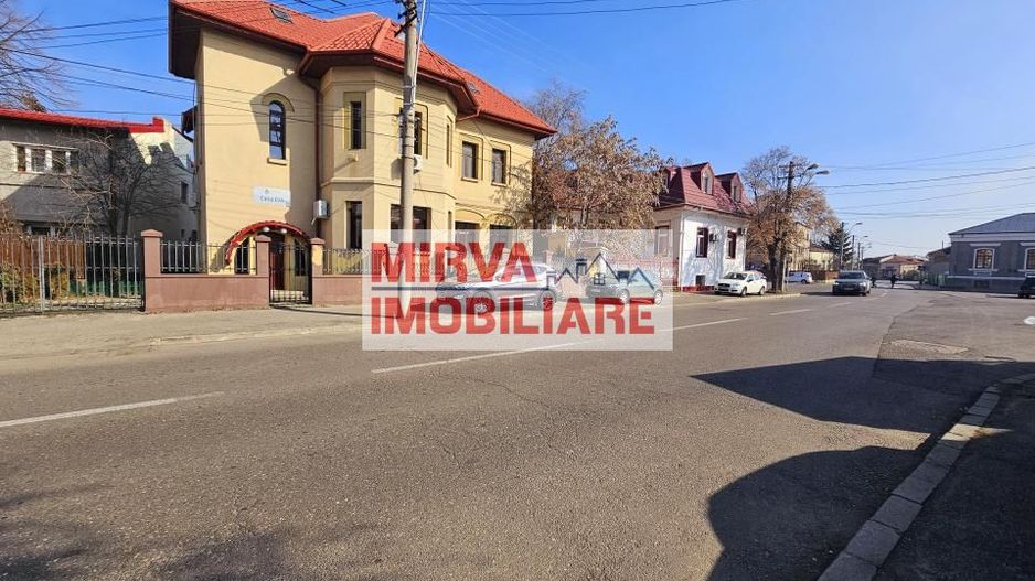 🏢 Spațiu de birouri – 5 camere, 3 băi – Etaj 1 vilă, Zona Centrală - Poză 76