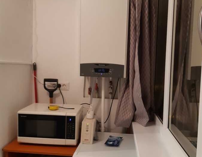 De închiriat: Ap. 2 camere decomandat - Metrou Apărătorii Patriei & Parcare - Poză 3