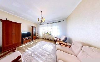 Casă bine poziționată, într-o zonă liniștită și sigură- Cartierul Unirii - Poză 1