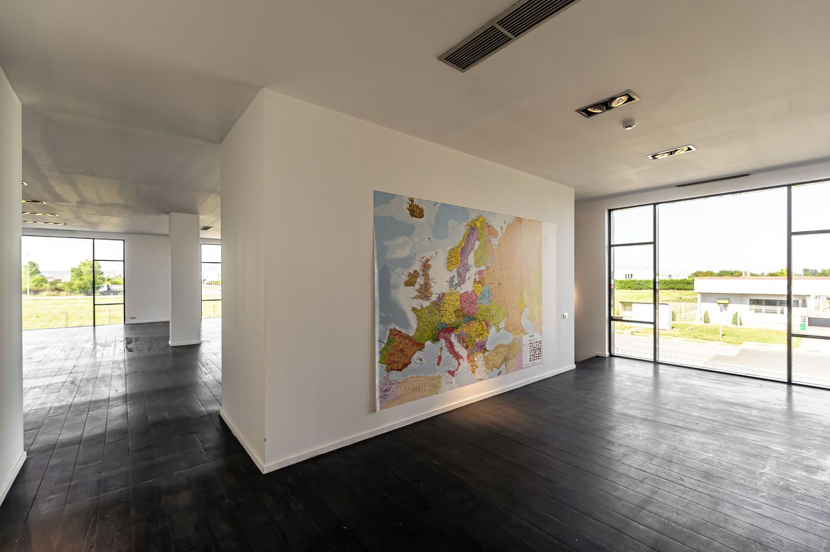 Birouri Premium de 304 mp în Zona Industrială Vest Arad - Poză 2