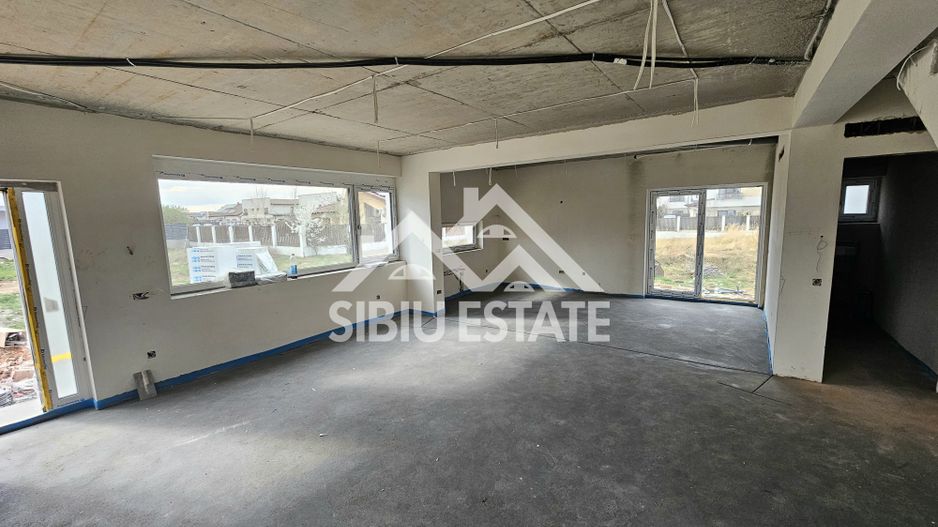 Casa 3 dormitoare, 3 bai, terasa Sibiu, Selimbar - Poză 10