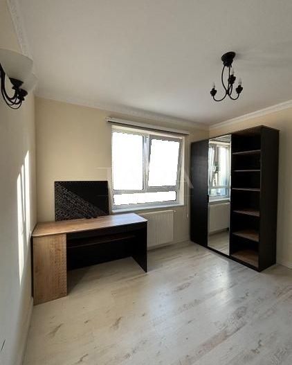 Apartament cu 3 camere și terasă generoasă în cartierul Bună Ziua. - Poză 11