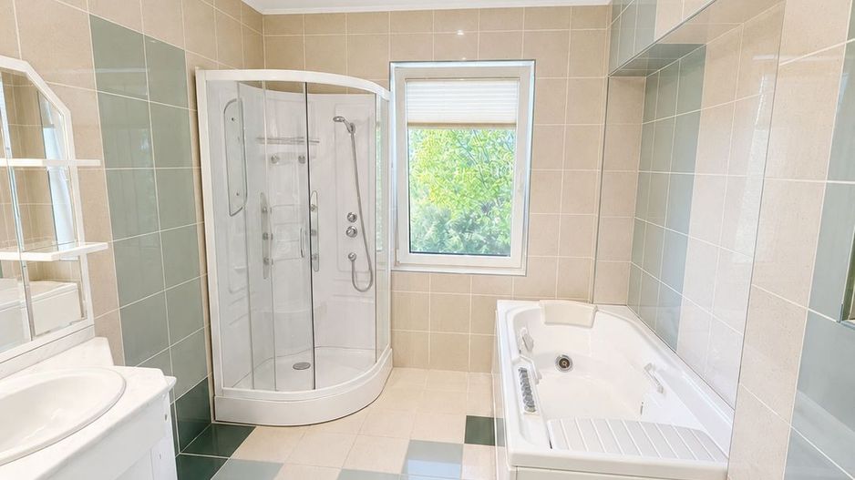 Vila Sanmartin -Zona Beverly Hills -8030mp teren - Poză 12
