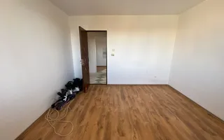 Apartament 2 camere 49 M² + balcon 10 M² cu priveliste Simeria - Poză 11