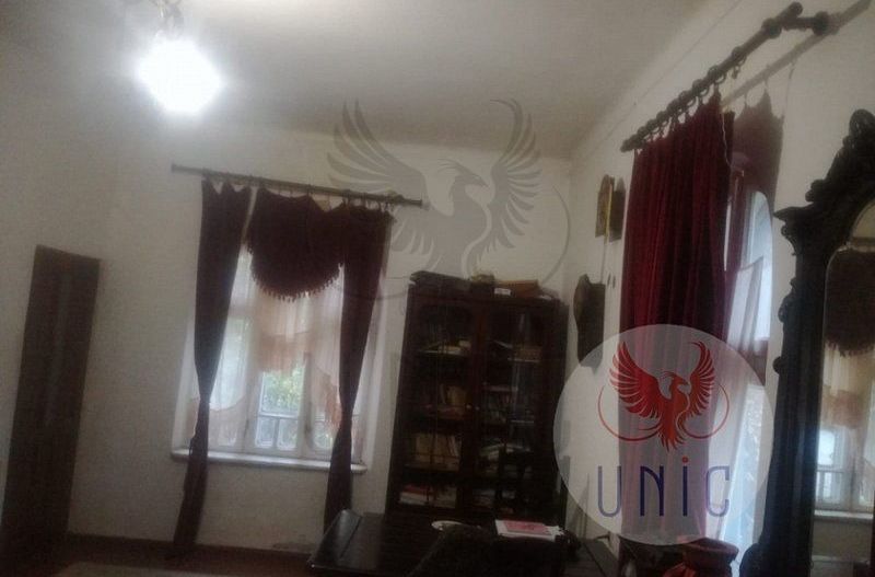 Casa / Vila cu 3 camere de vanzare in Central, Craiova UNIC