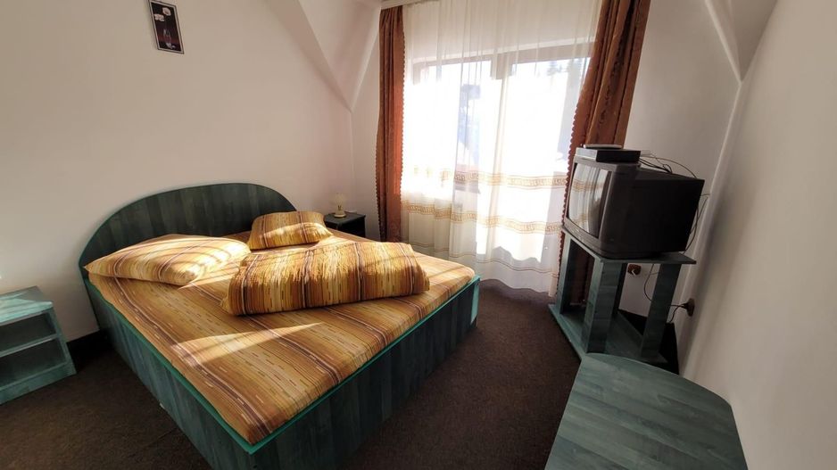 Pensiune + fermă piscicolă (sturion/caviar) | Saru Dornei/Sarisor - Poză 10