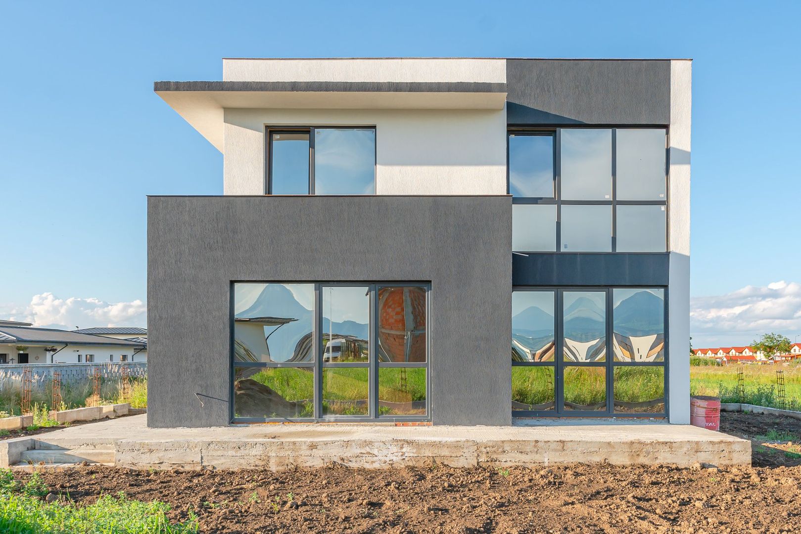 Casa individuala moderna in Cristian | Comision 0% - Poză 15