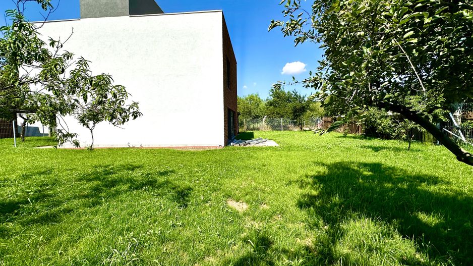 Casa individuala - 172 mp util - terasa rooftop cu jacuzzi , 550 teren - Poză 11