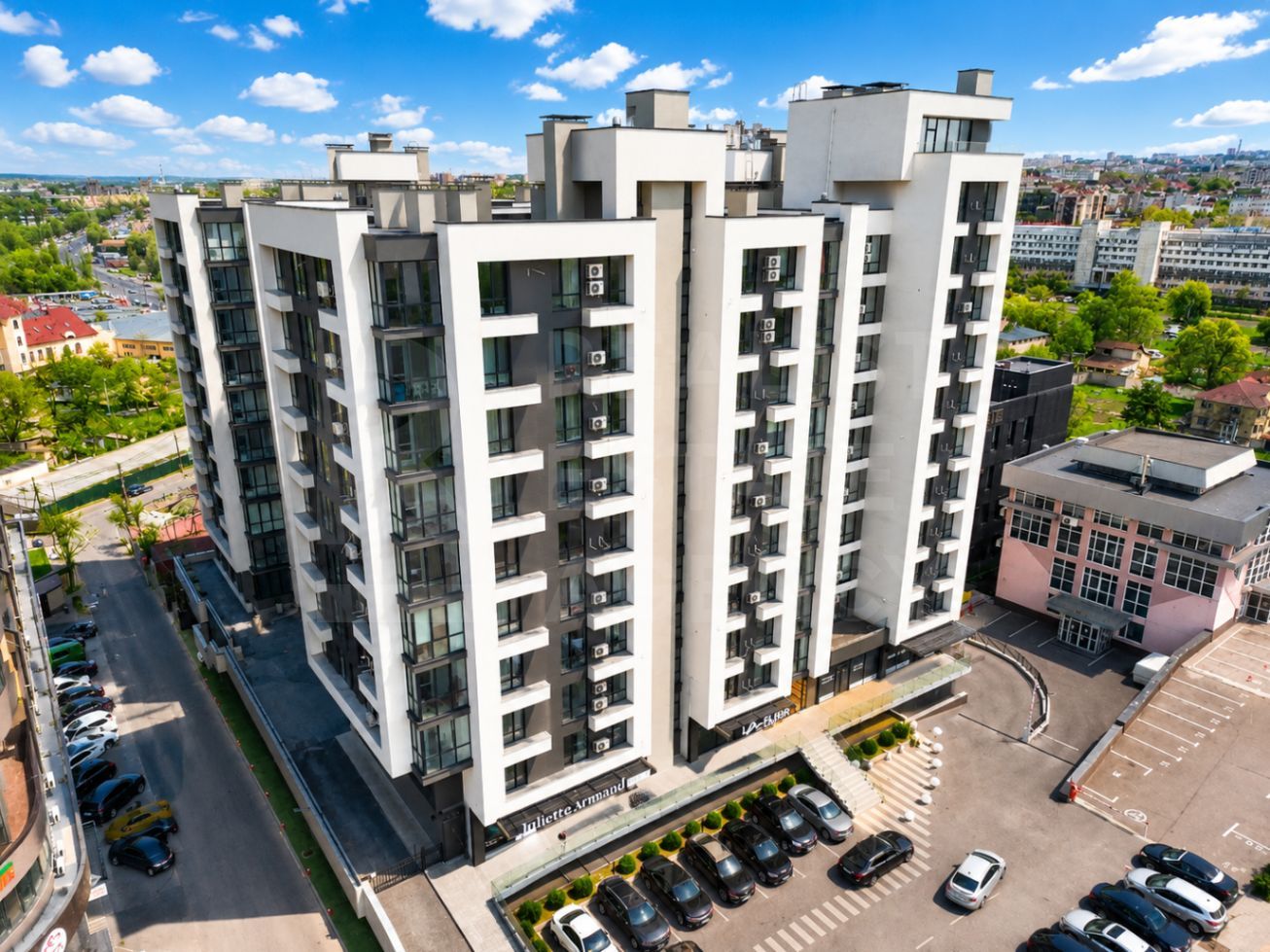 Vânzare, apartament 3 camere, bd. Renașterii,  Râșcani. - Poză 2