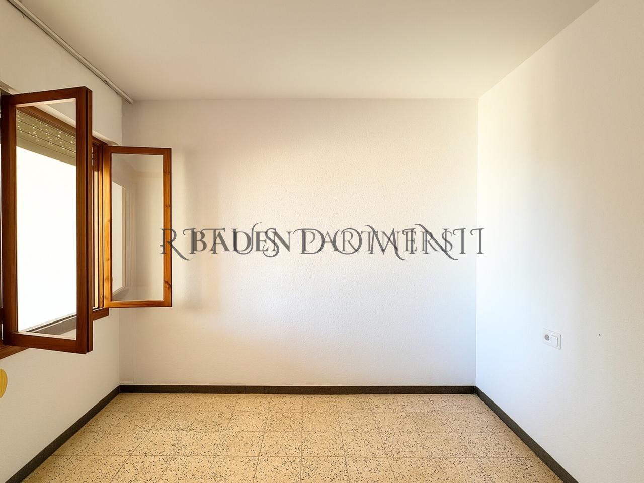 Apartament cu 4 camere, Vinaros, Spania, 90mp, Investitie - Poză 4