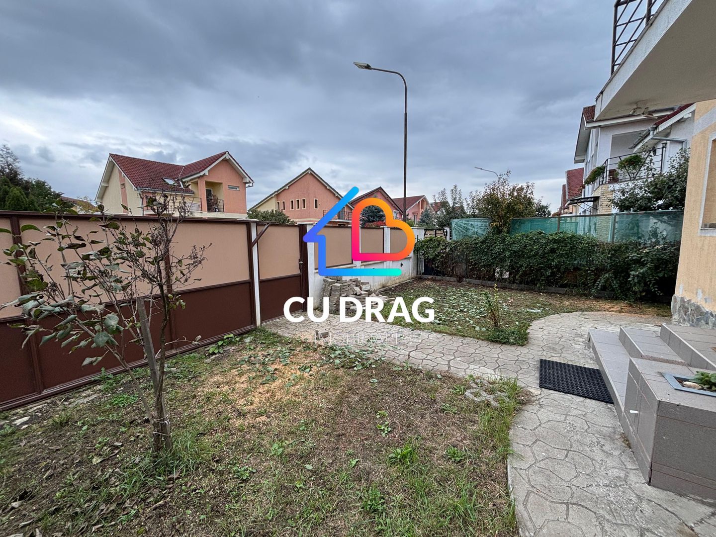 Casa moderna cu 3 dormitoare garaj si terasa Cartier Eden Sura Mica - Poză 11