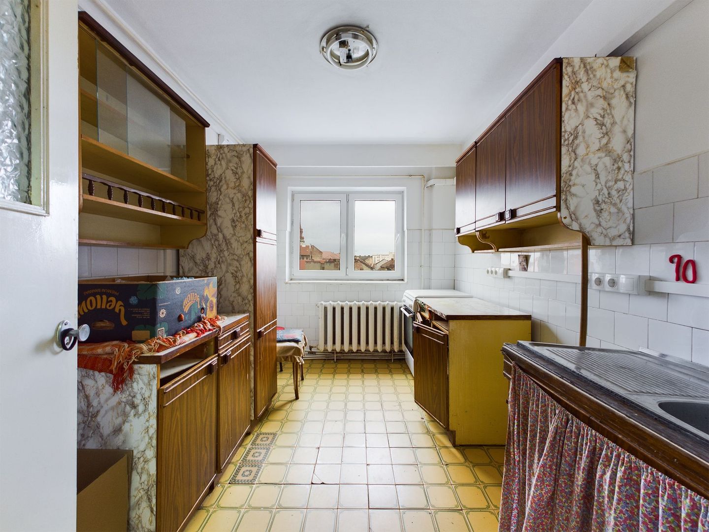 Apartament central cu 4 camere - Poză 3