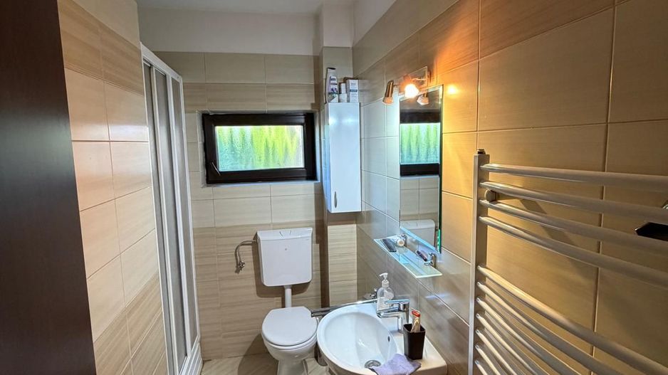 Vila cu 5 camere, garaj teren 790 mp Dumbravita (zona Cora) - Poză 6