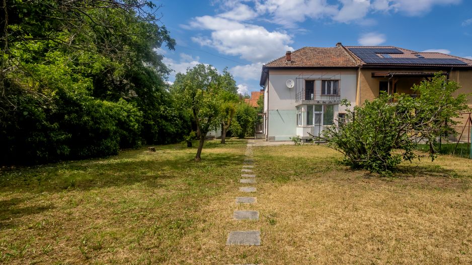 Vila 5 camere | Zona Tipografilor | Teren 695 MP | Constantin Brancusi - Poză 1