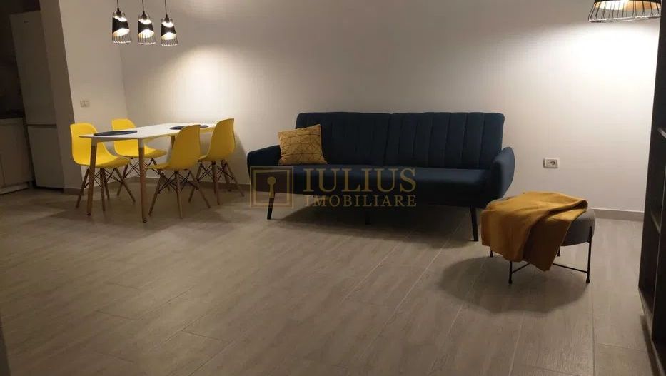 BrayTim/Giroc, ideal pentru un cuplu, centrala proprie, loc de parcare - Poză 4