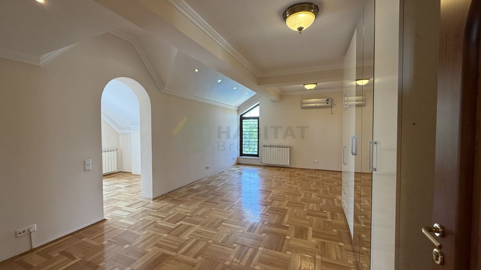 Vila 9 camere cu piscina si teren de 1.000 mp - Poză 29