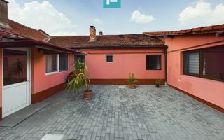 Casă cu 7 camere și 2 băi in Grădiște - Poză 19