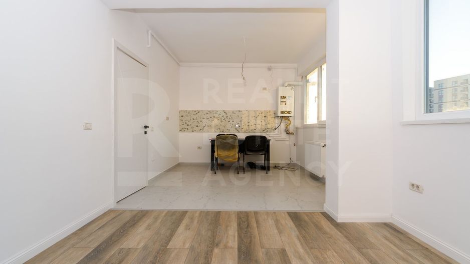 Vânzare, apartament, 4 camere, zona Giulești, București - Poză 2