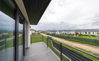 Casa individuala 4 camere, teren de 596 mp, partial mobilata, Cristian - Poză 7
