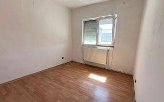Apartament 4 camere, decomandat – Zona de Jos - Poză 2