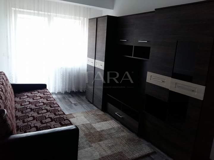 2 camere decomandate - Eroilor, Florești - Poză 1