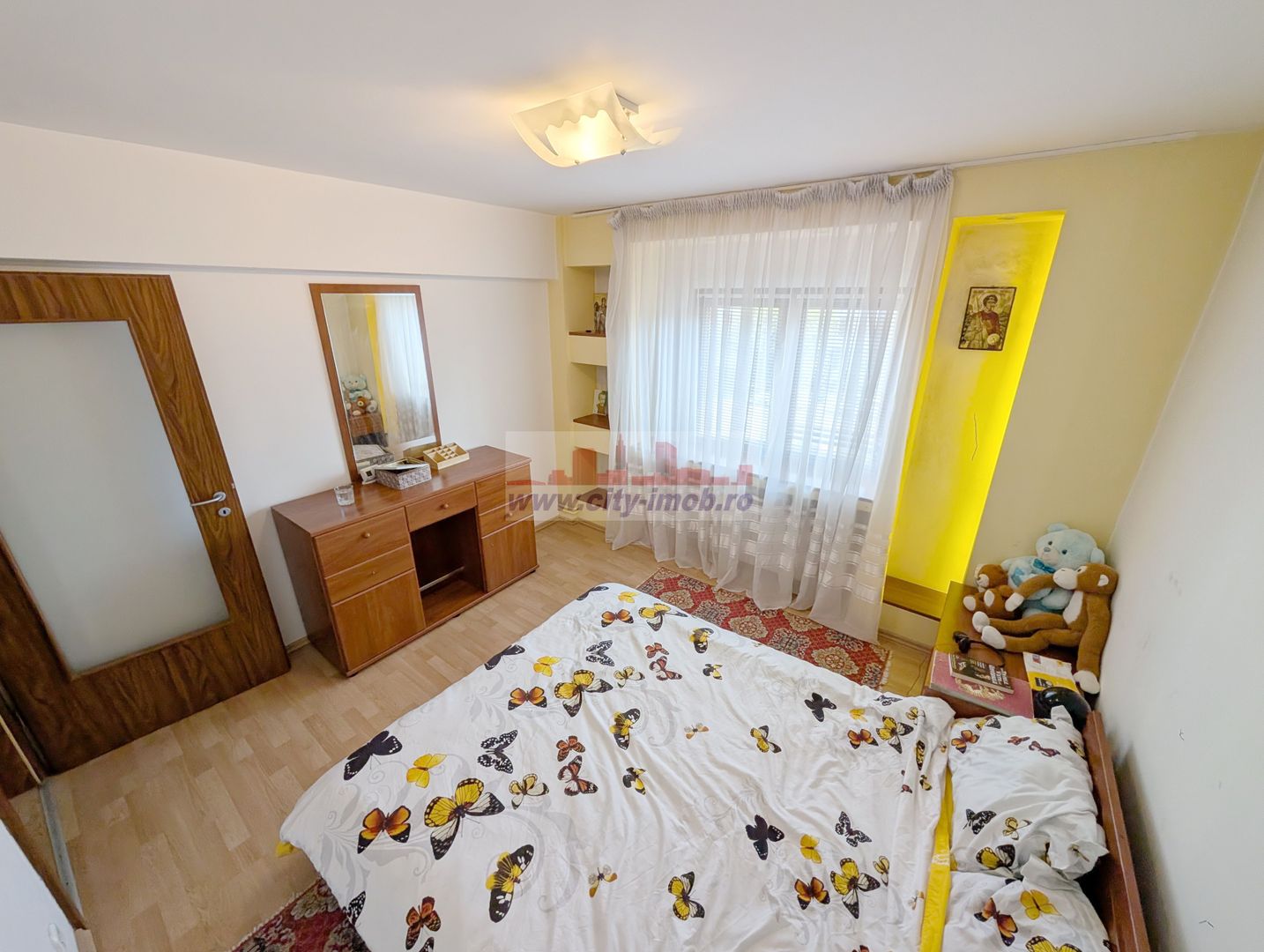 Vanzare Apartament 3 camere Curtea de Arges, Judetul ARGES - Poză 13