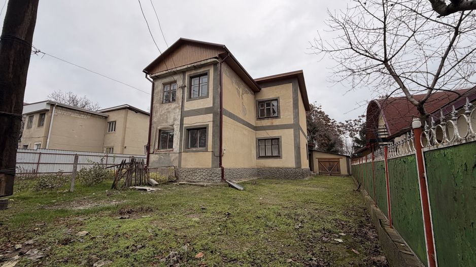 De vânzare / Schimb  – Duplex în centrul orașului Cimișlia Vizavi de Procatura - Poză 2