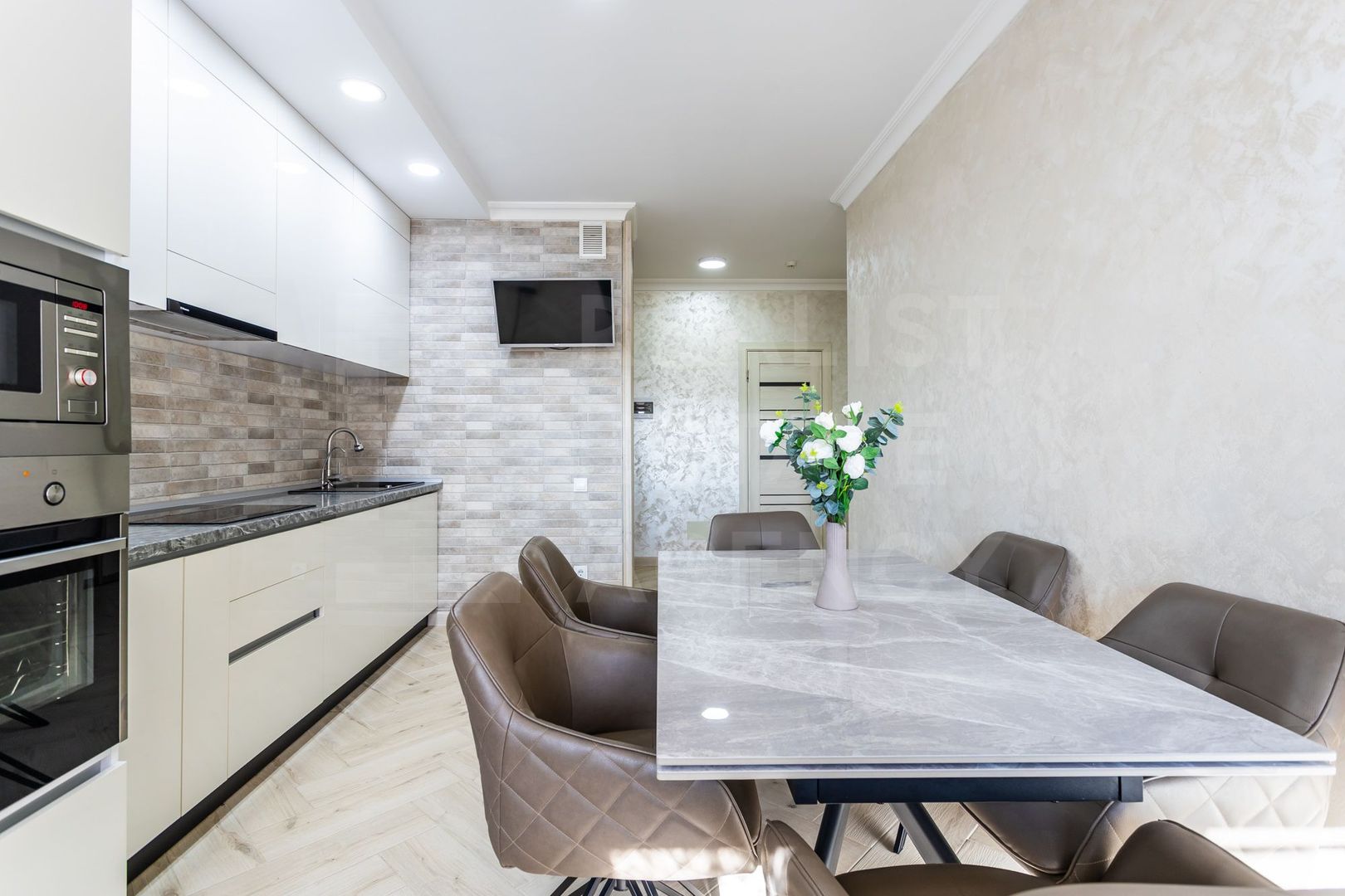 Vânzare, apartament, 2 camere, str. Florilor, sectorul Rîșcani - Poză 3