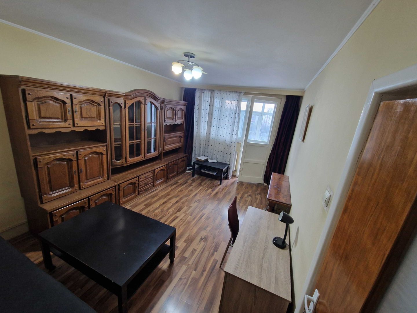 Apartament 3 camere Piata Resita, Sector 4 - Centrala, Parcare - Poză 1