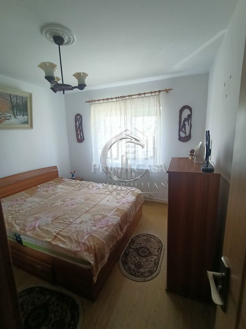 Apartament cu 3 camere zona Pod etaj 2 din 4 confort 1 cu imbunatatiri - Poză 5