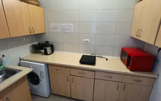 Imobil pretabil activitati diverse: clinica medicala/camin batrani/pensiune - Poză 43