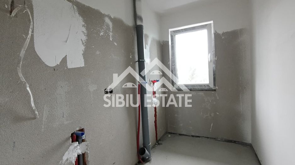 Apartament 3 camere de vânzare ,zona de vest, comision 0 - Poză 9