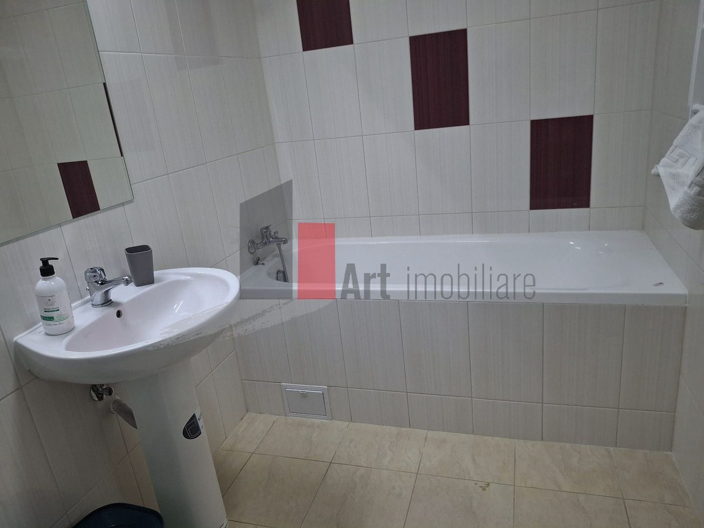 Apartament cu 2 camere-1 Decembrie-Nicolae Teclu-cu centrala+loc de parcare - Poză 9
