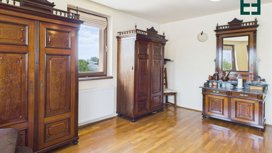 Vilă cu 6 camere - Zona Subcetate - Arad - Poză 22