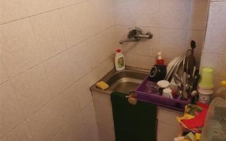 Apartament 3 camere2 bai 2 balcoane Centrala proprie. - Poză 11