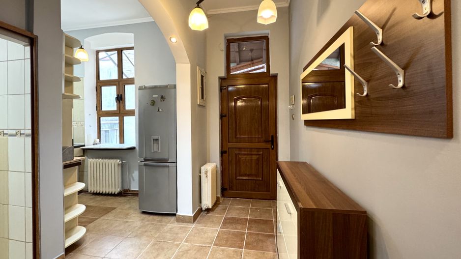 Apartament 2 camere la casă, curte și liniște,  lângă centrul orașului - Poză 11