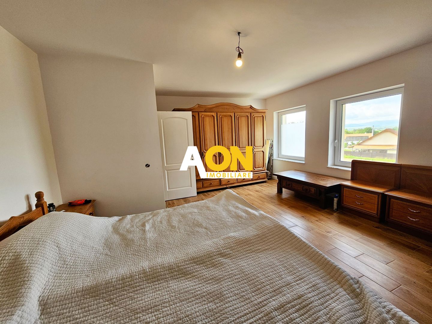 Casa noua, 6 camere, 2763 mp teren, comuna Vintu de Jos - Poză 20