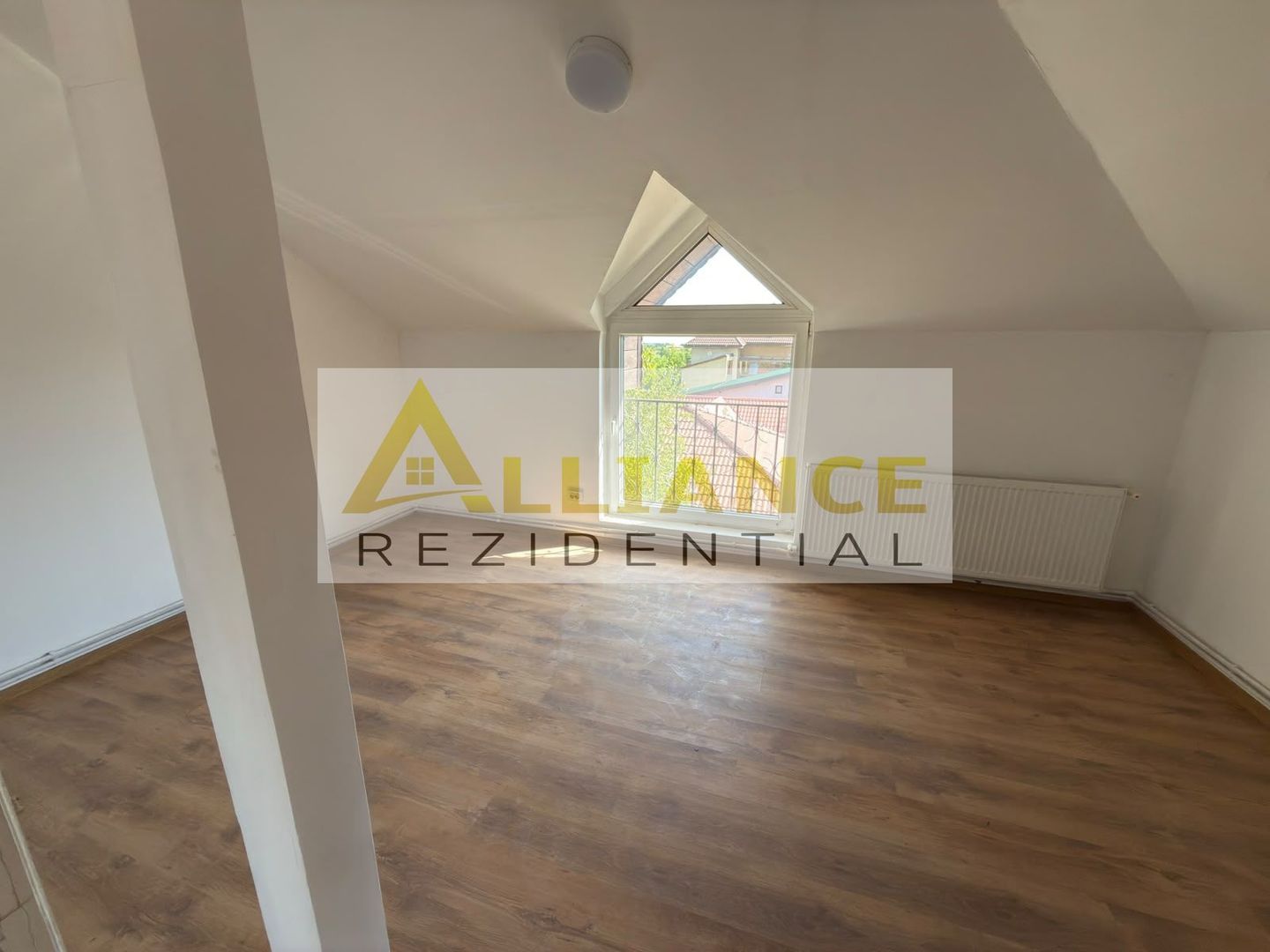 Casa individuala de vanzare in Catelu - 14 camere - teren 1550 mp - Poză 40